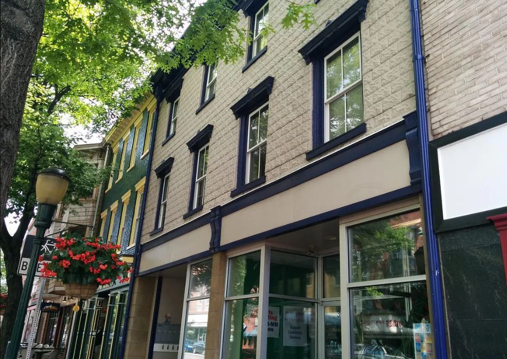 Property main image