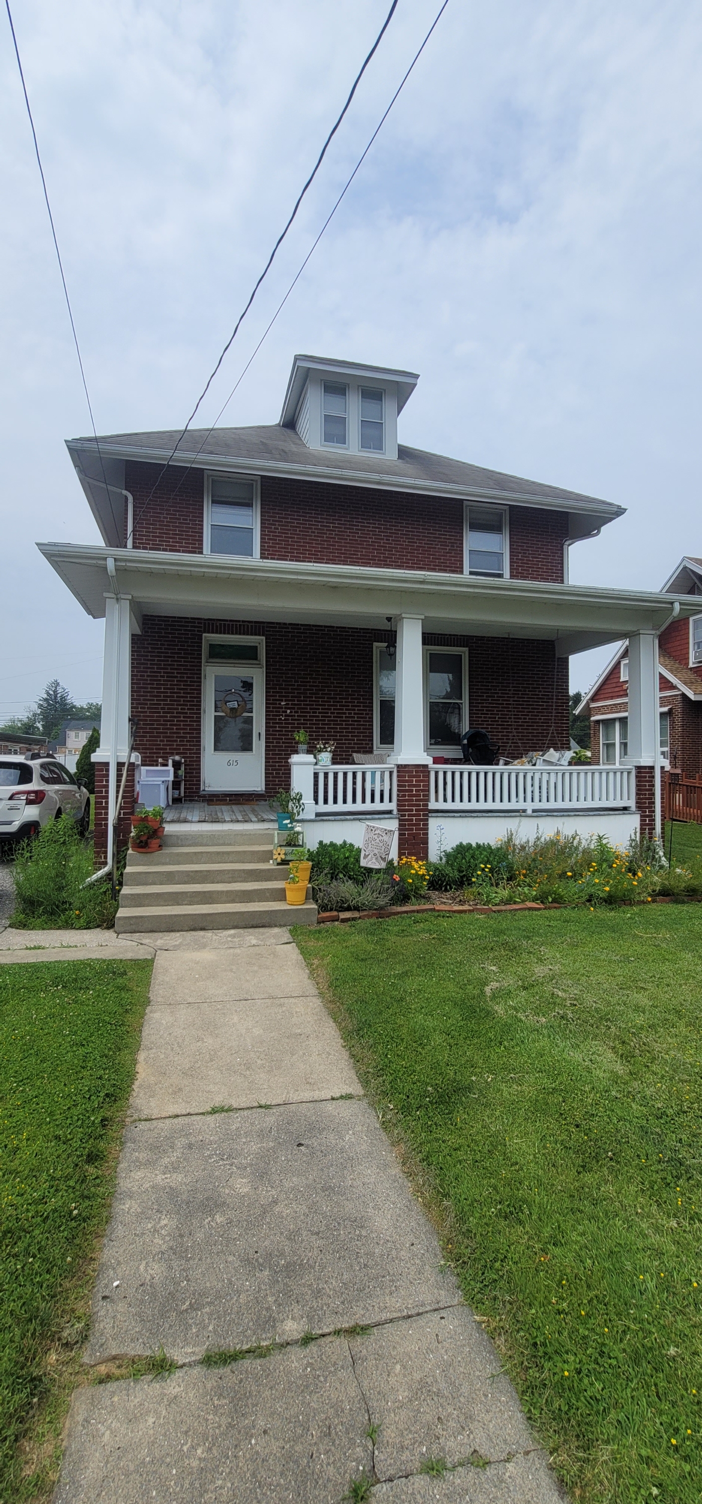 Property main image